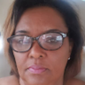 Meet your Posher, Latasha